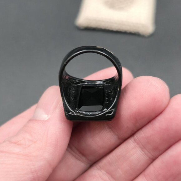 Size 9.5 Black Plated Black Stone Scrolled Accents Ring A7035 - Picture 5 of 8